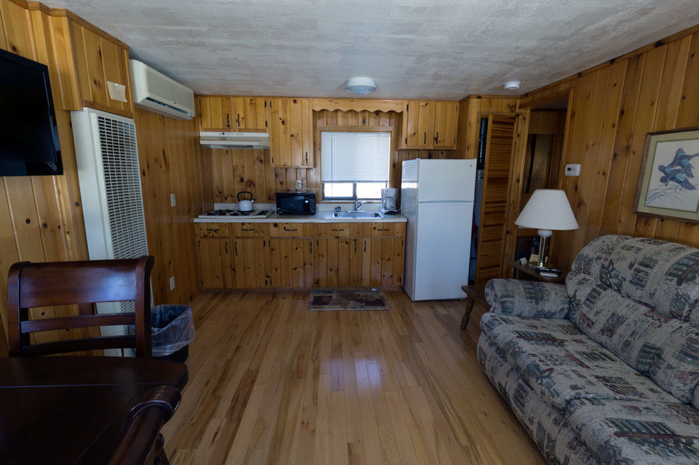Crystal Lake Resort Beulah Exterior foto